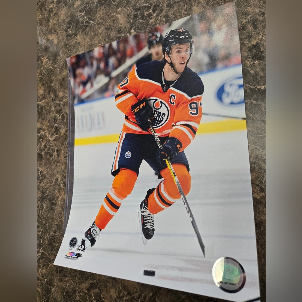 Connor McDavid 8x10 Official NHL Edmonton Oilers Picture